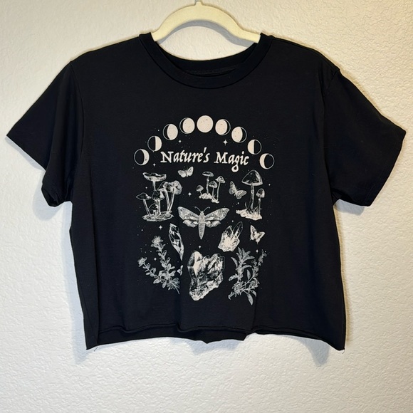 Hot Topic Witch Nature’s Magic Black Crop Top T Shirt - S - Picture 3 of 8